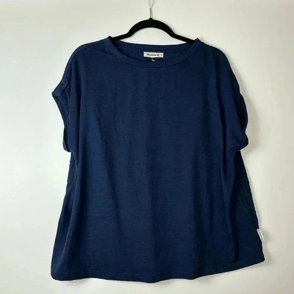 DEARPAWS SZS navy blue cap sleeve with tab and button detail Lacey back NWOT - Picture 1 of 5